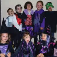 Clase de Baile Moderno para niños el día de Halloween