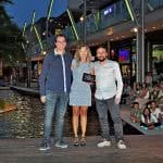 Entrega de placa de agaradecimiento a Escuela de Baile el Almacén.